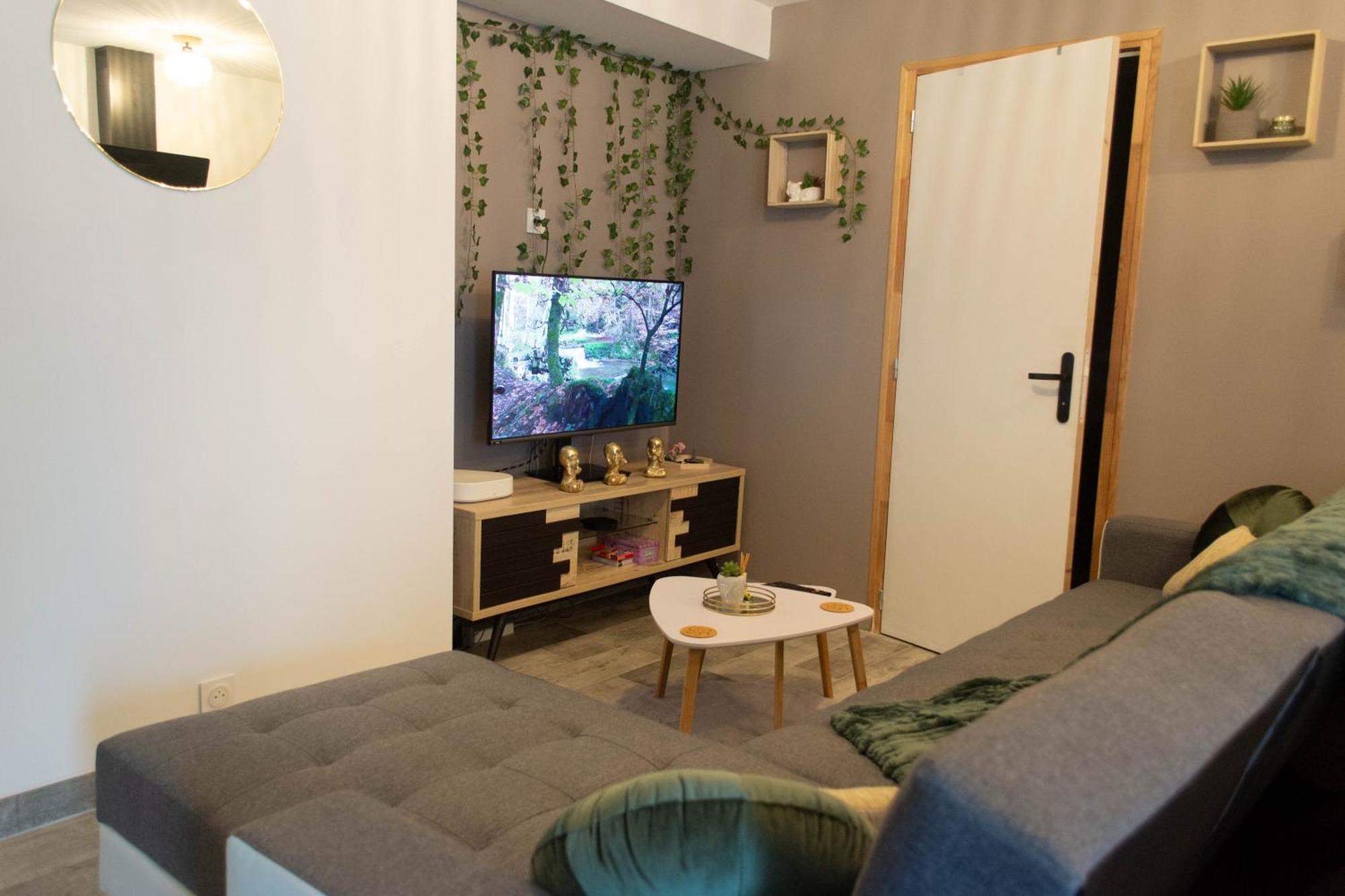 Nid Paisible Apartment Baud Bagian luar foto